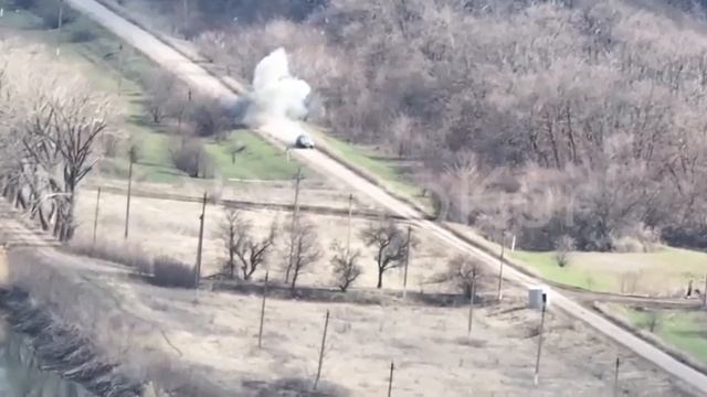 Хохлы не смогли уехать от российского fpv дрона !!!