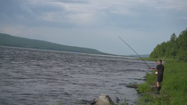 Бешеный клёв хариуса. Рыбалка на Ангаре летом