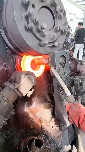 Mastering Mass Production of Hot-Rolled Steel Bending and Pressing