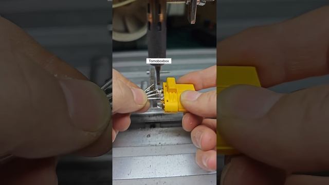 Precision Electronic Soldering with Auto-Feed Machine & Laser Guide ｜ Perfect Shiny Joints