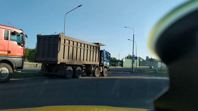 Шкода Октавия А8! Яндекс такси. Вы блогер? Я с Вами не поеду.