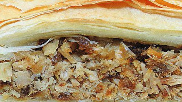 Слоёный пирог с мясом