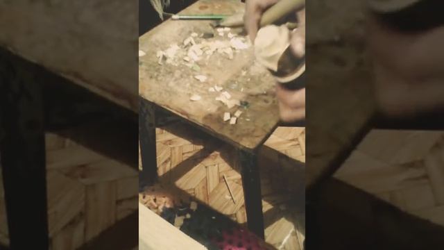 Резная роза из дерева