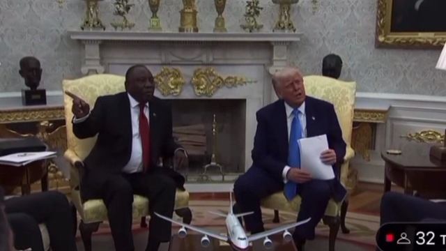 ⚡Трамп назвал "придурком"онлайн (jerk) репортёра телеканала NBC за вопрос о катарском самолёте.🤣