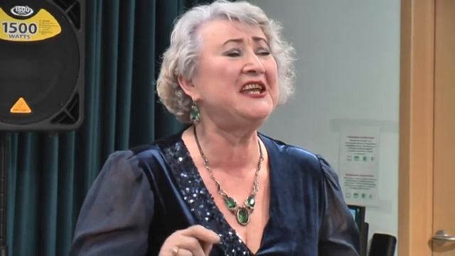 "Чёрная роза в бокале Аи" (А. Блок) -  читает НАДЕЖДА ЯСТР