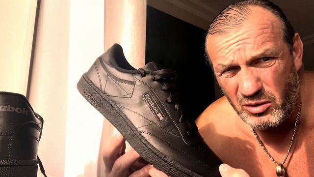 Reebok вот такого цвета