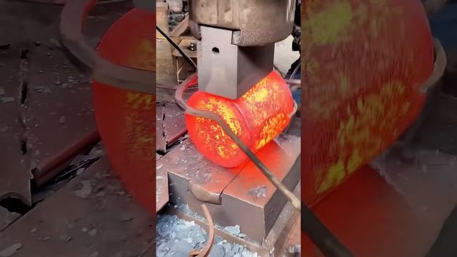 Forging & Double Punching Massive Red-Hot Steel Blocks with Heavy Industrial Machines