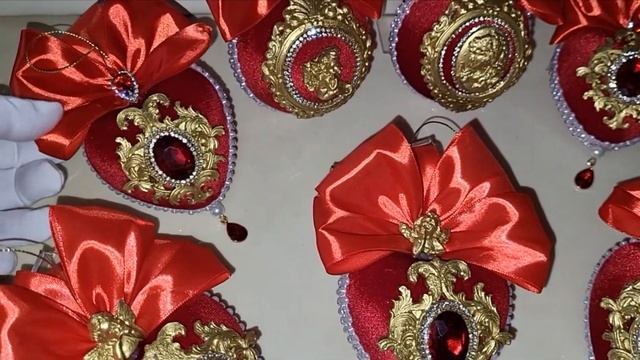 Любимое сочетание цветов - красный с золотом ❤️#елочн