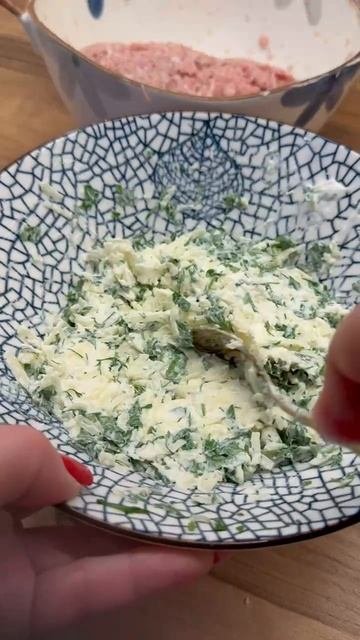 Мясные колца с сырной шапкой