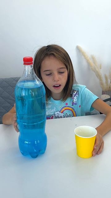 Арина Жулина ням-ням