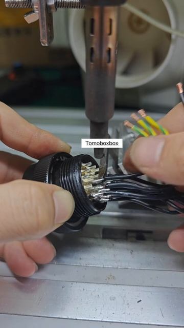 Laser-Guided Soldering of Electronic Components & Wire Joints - So Satisfying