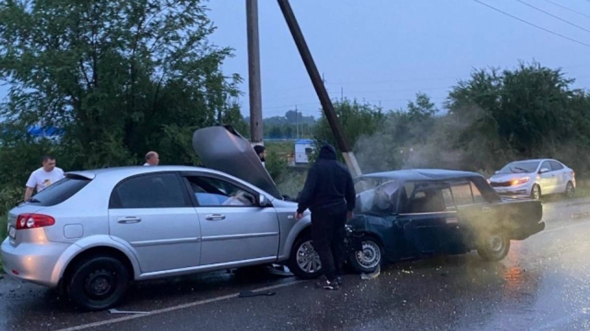 Аварии и ДТП на дорогах ТОРОПЫГИ за рулем