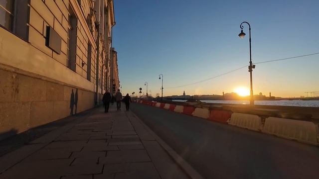 Through the streets of the city by bike 2025-4228.mp4