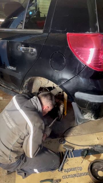 ДЖИЛИ зацвела (коррозия китайского автопрома) Geely