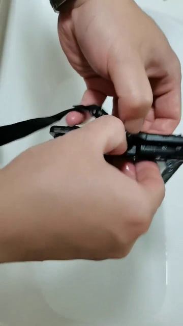 Гермоупаковка для телефона после погружения в воду