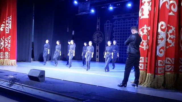 Танец Warriors. Концерт 15 летия карагандинской степ групп?