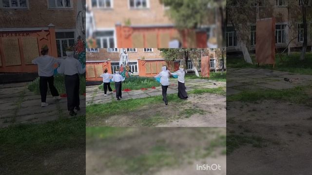 Танец на день победы. 8-а класс 2024-2025 уч.г СОШ "Спартак "