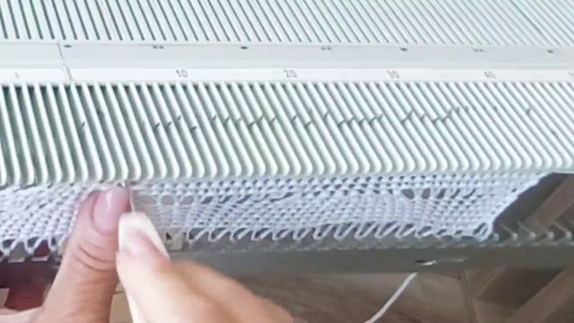 ВЕЕРА из 8 ажуров