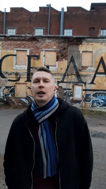 Ты прячешь от всех свои слёзы, скрывая всю боль и страх, Но с ним ты поймёшь, что быть можно