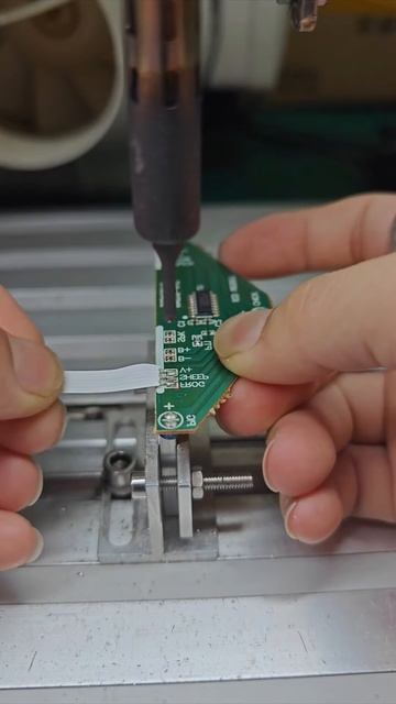 Soldering Common Electronic Components with Automated Wire Feed and Laser Guidance – So Satisfying!
