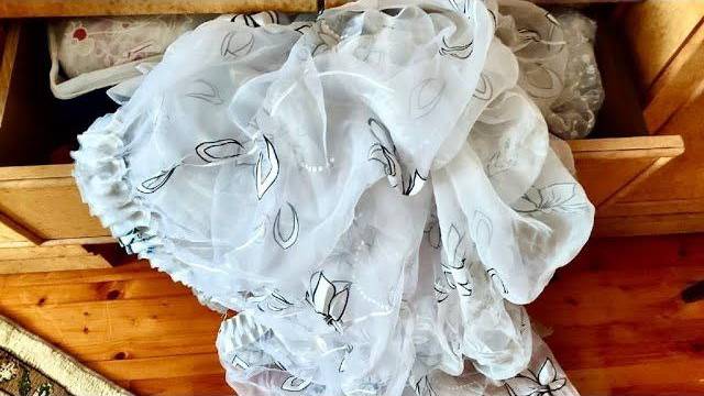 Старый тюль никогда не выкидываю. Покажу, как он служит мне в быту