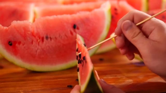 vanzai [ ванзай ] WE REPEAT THE INCREDIBLE STREET FOOD    OCTOPUS   WATERMELON COCKTAIL   FRUIT IN C