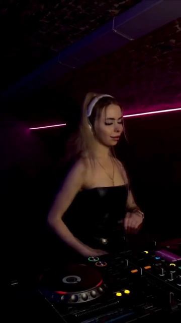 #melodictechno #progressivehouse #dj #music