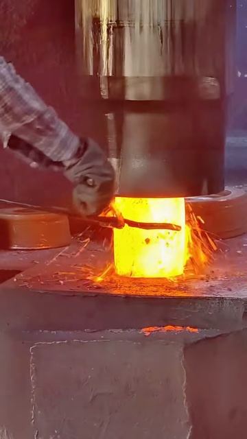 Red Hot Steel Forging - Hammering Steel Like Soft Candy!