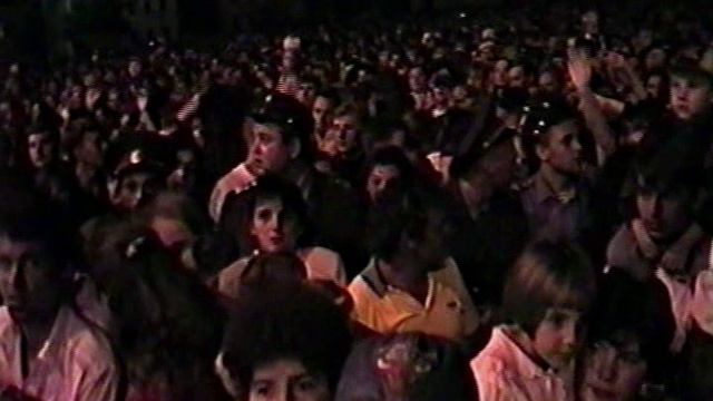 20 День города Валуйки 1995 год - гр. Комби - Летний вечер - Максим Горбунов (бас гитара)