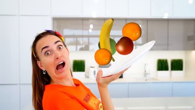 Влад и Никита - Влад становится супергероем и помогает Никите