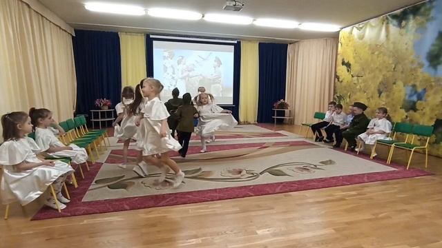 танец для детского сада "Смуглянка" в исполнении детей