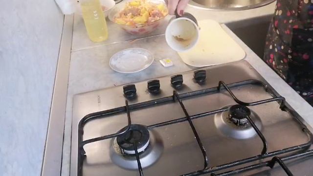 Курица с картошкой в духовке