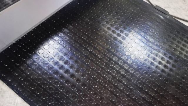 Греющие резиновые дорожки против наледи: эффективное решение для вашего двора