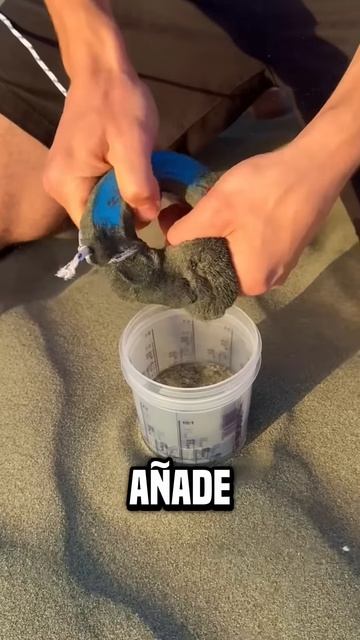 ¿por qué este tipo está lanzando imanes en la arena #shortsvideo