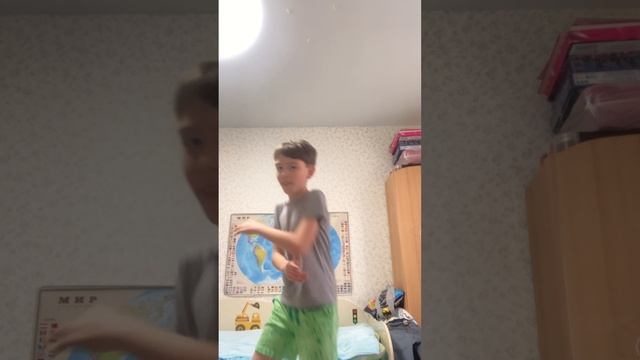 Это я когда я себе купил самую крутую колонку самой новой версии
