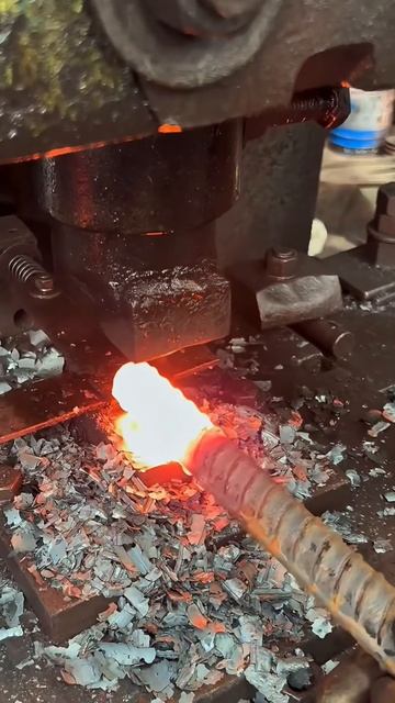 Red Hot Steel Shaping ｜ Satisfying Punching Process