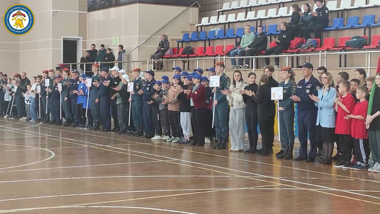 Соревнования среди юных пожарных