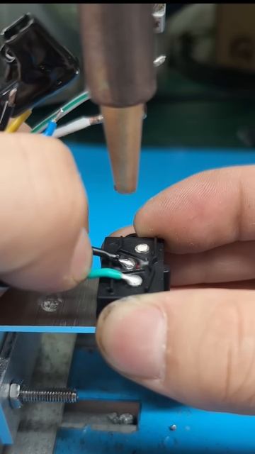 Soldering Electronic Components – ASMR Precision Work ｜ So Satisfying & Relaxing