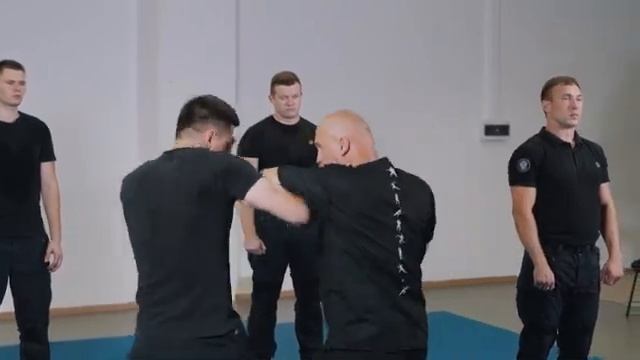 💢Удары локтями.Применение