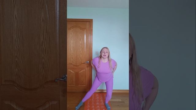 Фитнес 34 упражнения для живота и ягодиц, бегна месте и