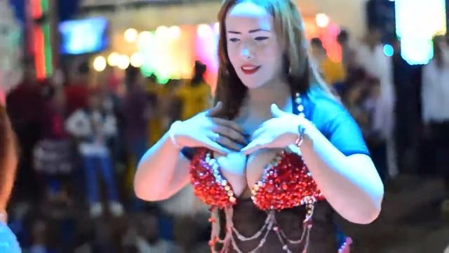 Gozel Ereb Reqqaselerin Toyda Mohtesem Reqsi Show Dance - На Свадьбе Красивых Ар