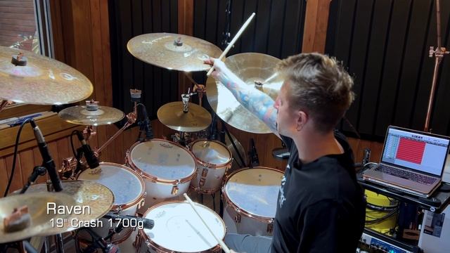 Raven - 19 crash 1700g