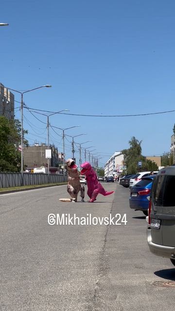 😁 На ул. Ленина 🦖