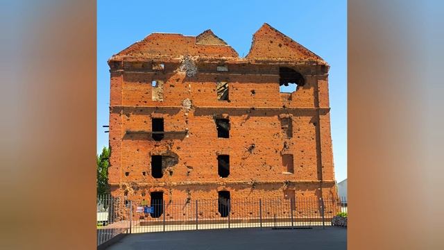 Волгоград 22.05.2025 прогулялись по Волгограду, красотища, народу мало.