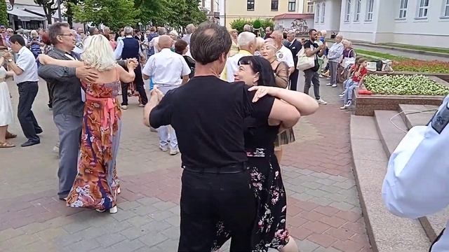Приглашаем Вас на Белый Танец!!!