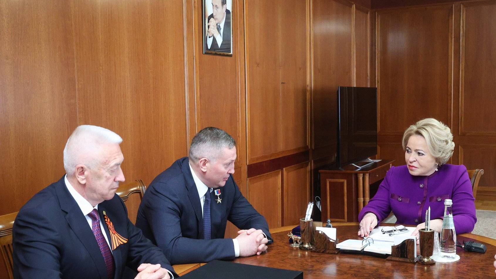 Валентина Матвиенко провела встречу с руководством Волгоградской области