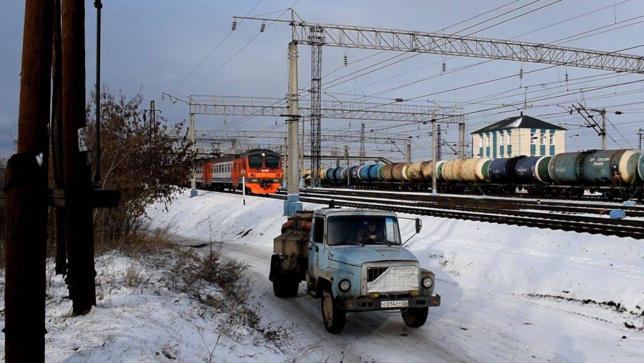Электропоезд ЭД9М-0232