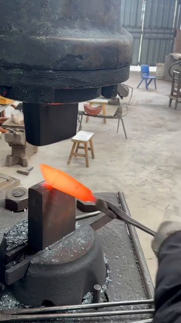 Red-Hot Steel Forging – Hammering & Shaping Metal Tools ｜ ASMR So Satisfying!