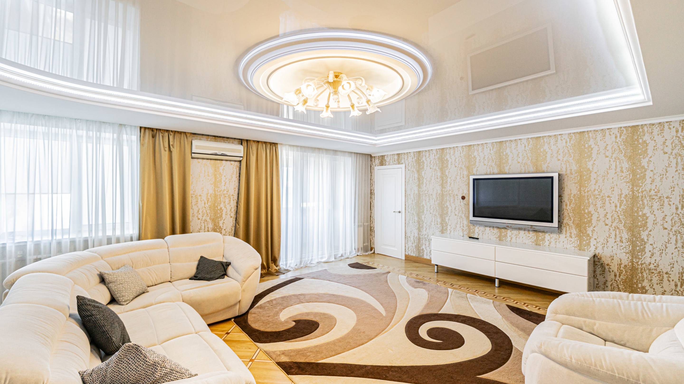 4-к квартира, Победы 116