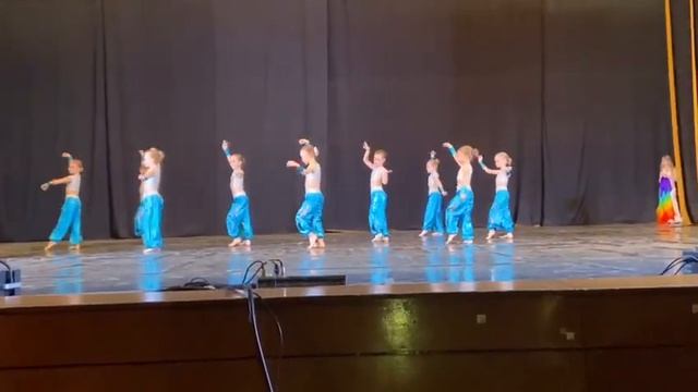 Гимнастический танец "Арабская ночь"